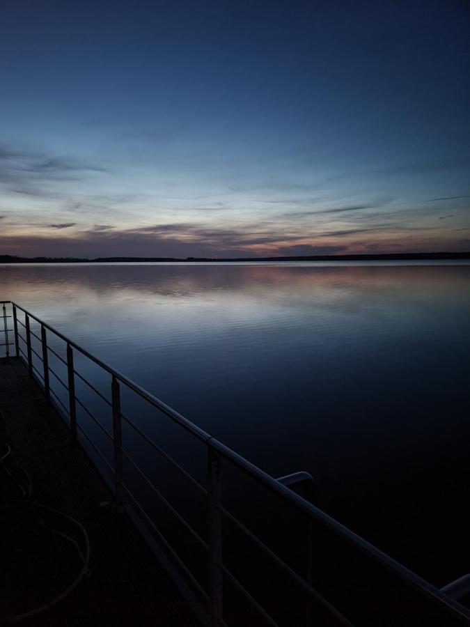 Schwimmendes Ferienhaus Silent Elsterheide 外观 照片